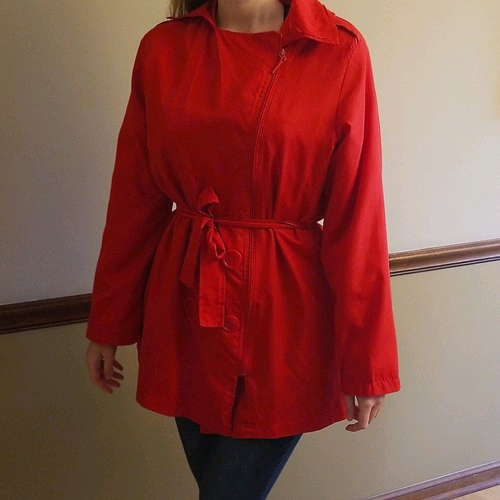 Red Jacket - Picture 2 of 5